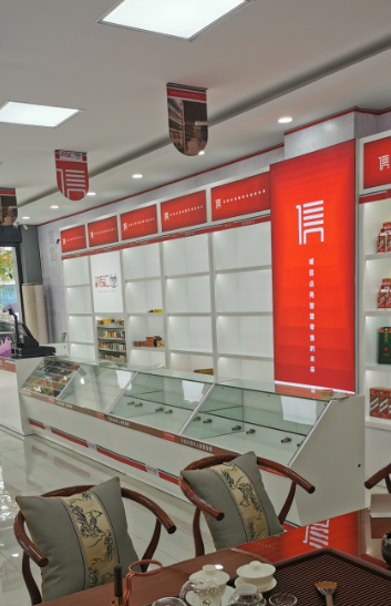 品辰烟酒柜，湖南一家专业烟酒店形象打造及柜台制作商